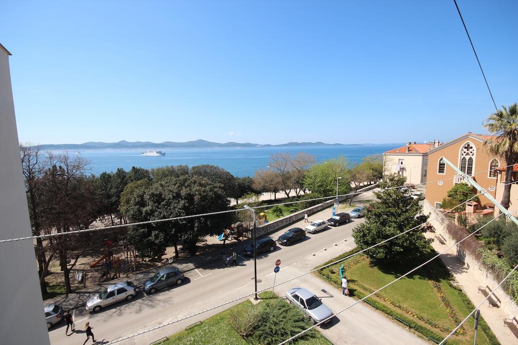 Vera Apartments With Sea View And Old Town View Zadar Room photo